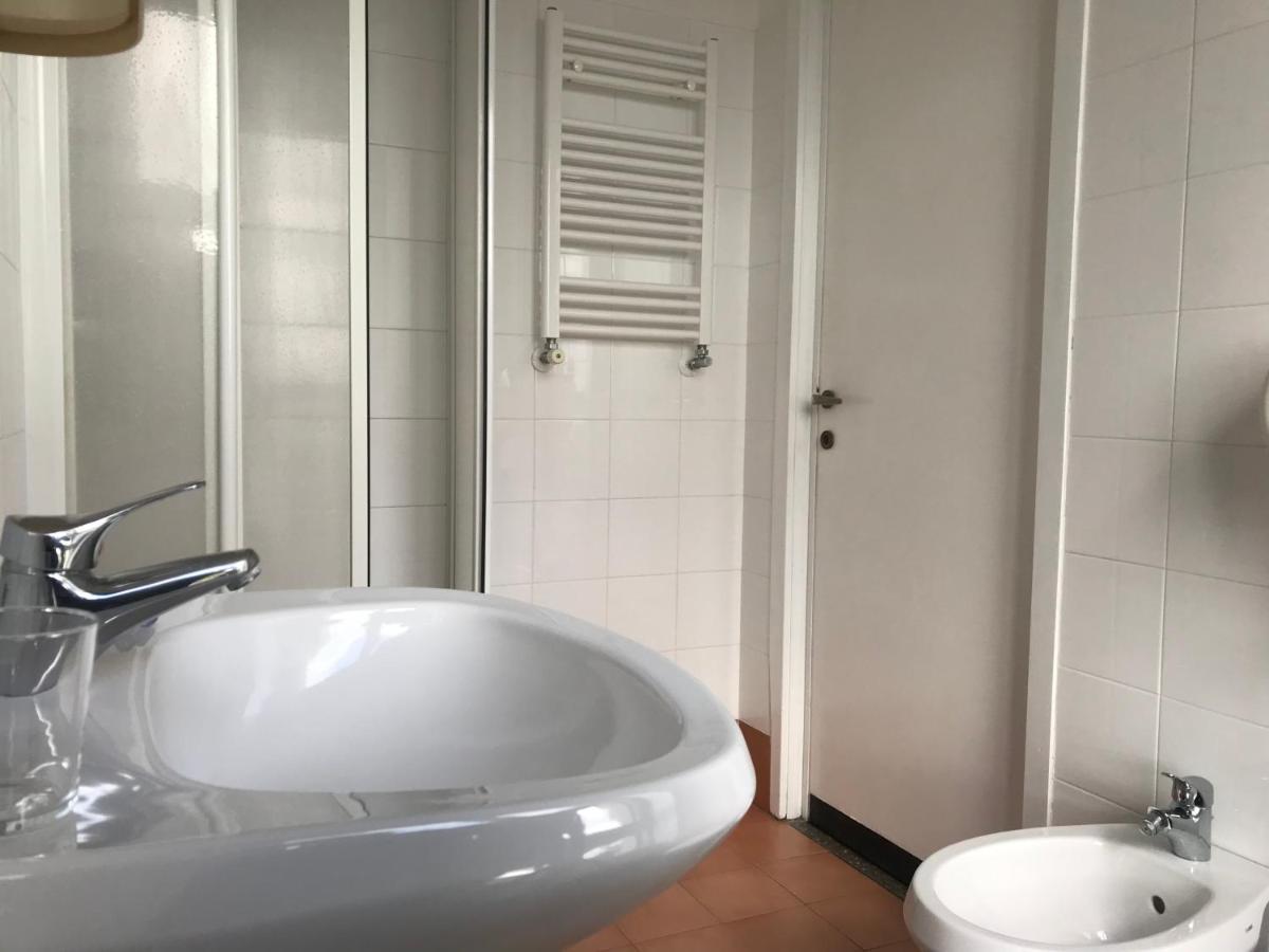 Casa Per Ferie Jpii Dom Polski Róma Kültér fotó