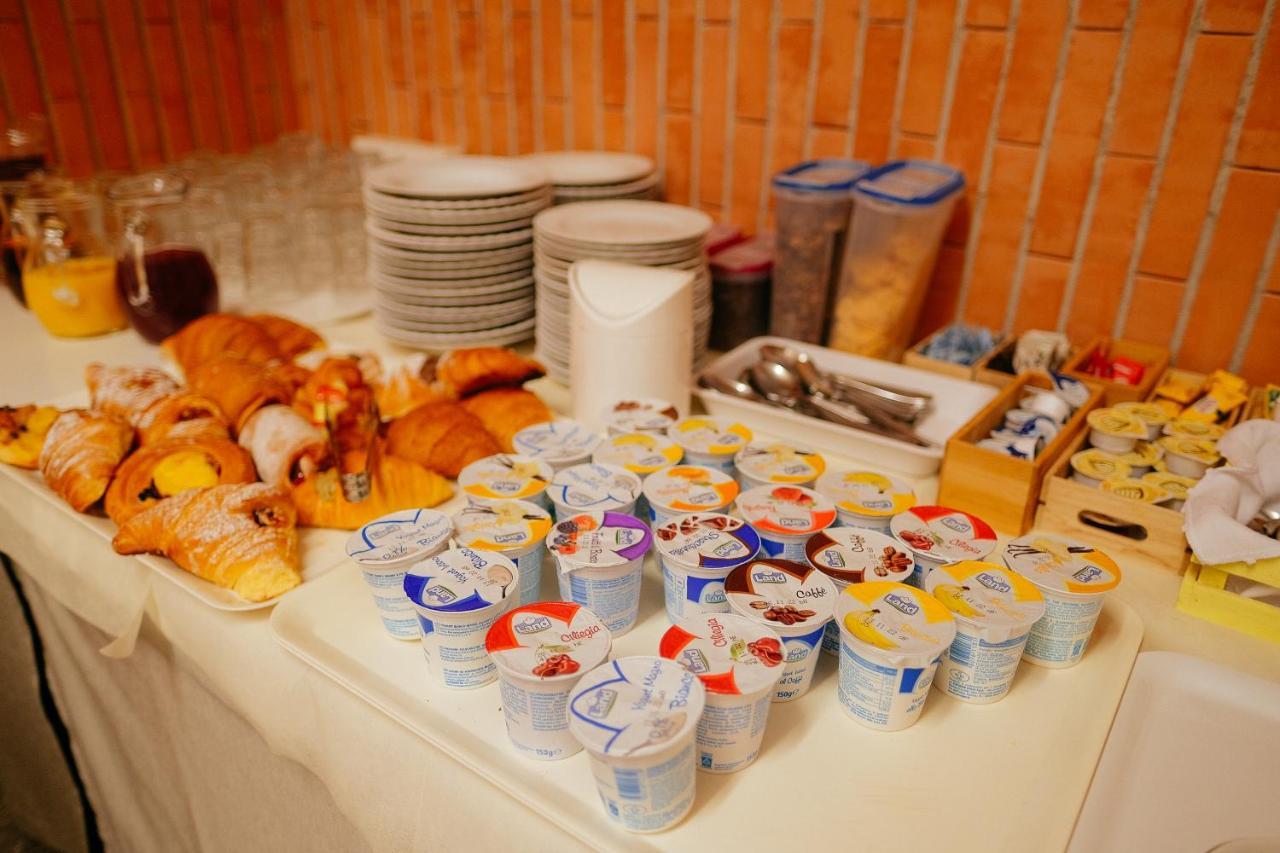 Casa Per Ferie Jpii Dom Polski Róma Kültér fotó